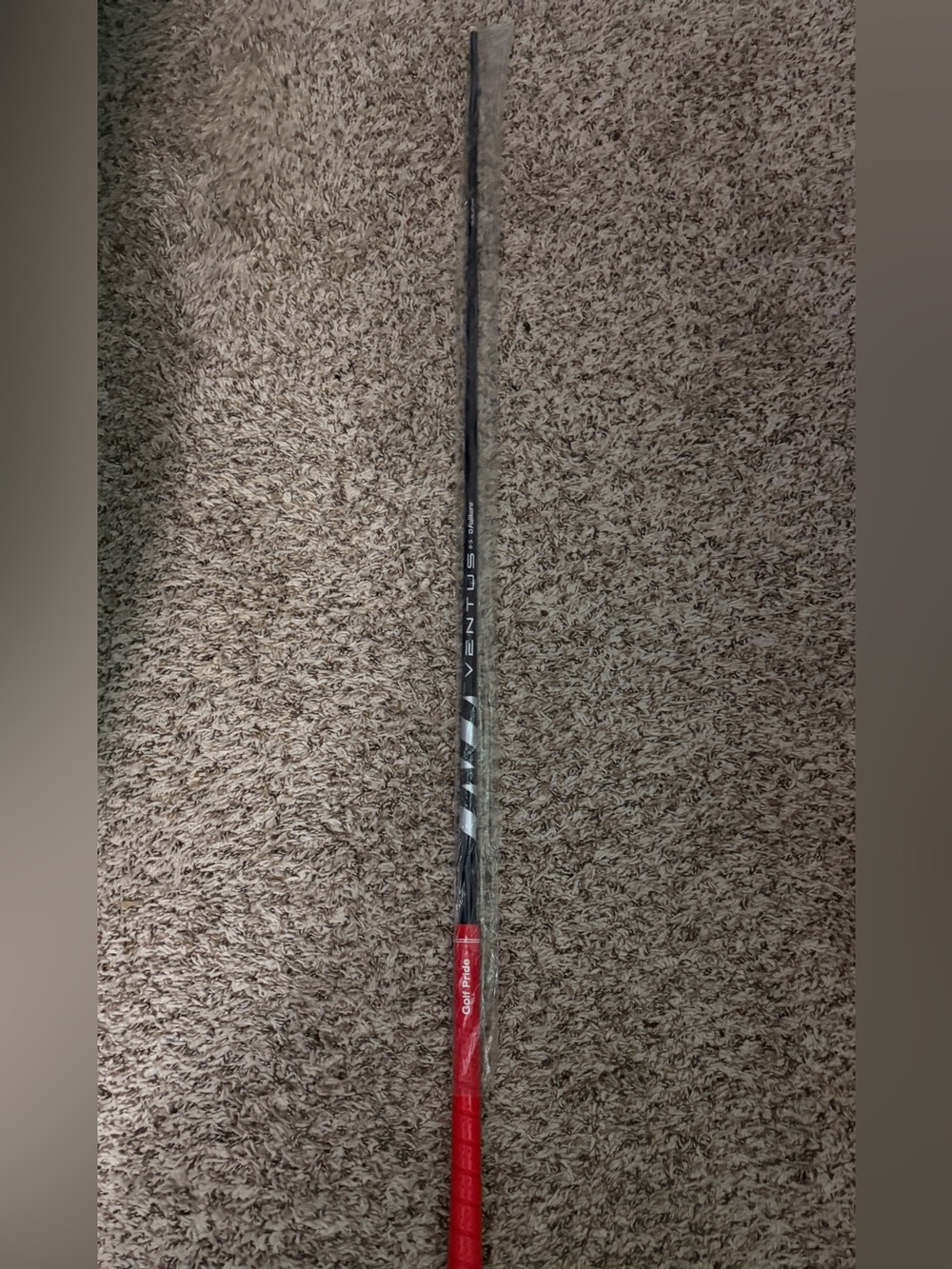 Fujikura VENTUS 6-S VeloCore Driver Shaft with Red Golf Pride Grip / No tip